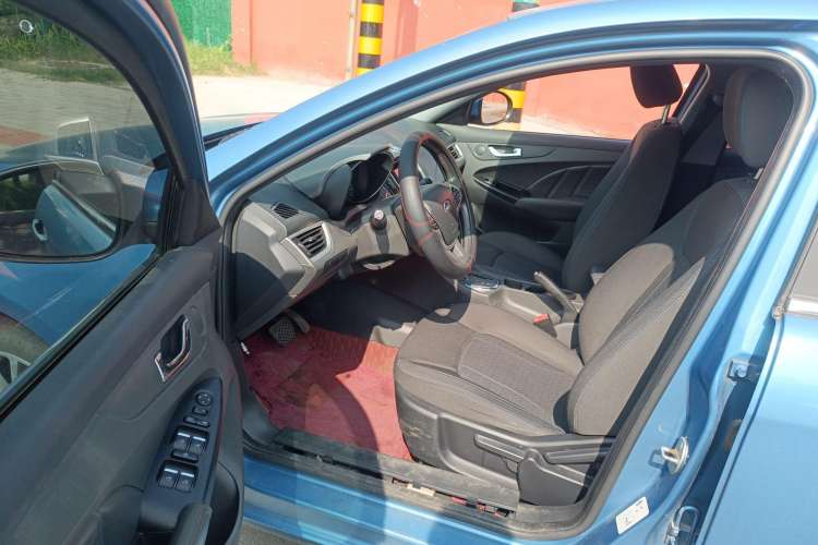 Used Chery Arrizo 7e 2016 1.6L e-Chic Edition Driver Seat