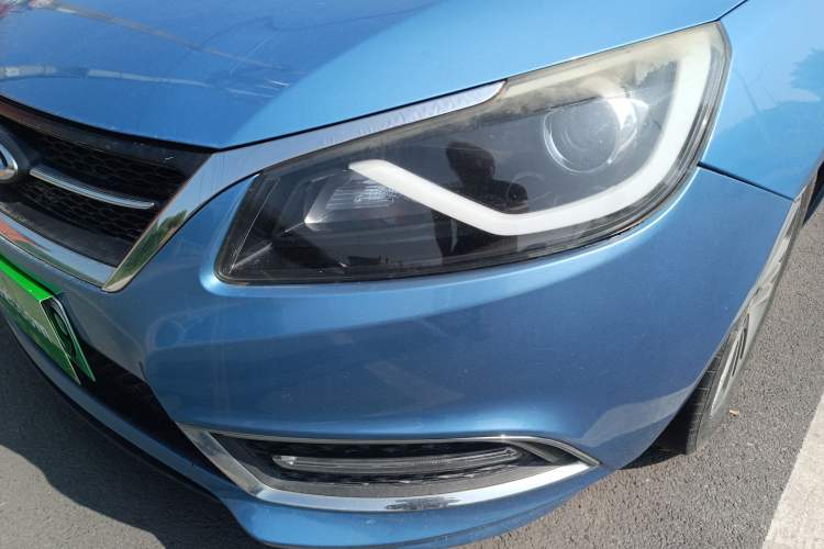 Used Chery Arrizo 7e 2016 1.6L e-Chic Edition Left Front Headlight