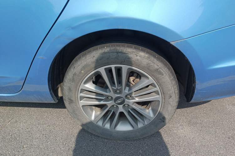 Used Chery Arrizo 7e 2016 1.6L e-Chic Edition Left Rear Wheel Hub