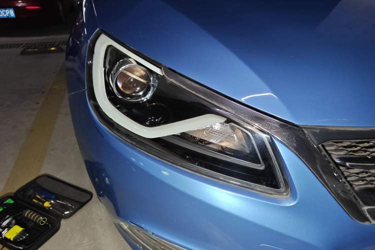 Used Chery Arrizo 7e 2016 1.6L e-Chic Edition Right Front Headlight