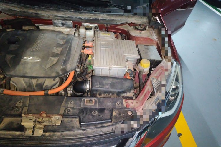 Used Chery Arrizo 7e 2016 1.6L e-Enjoy Version Engine Bay Left