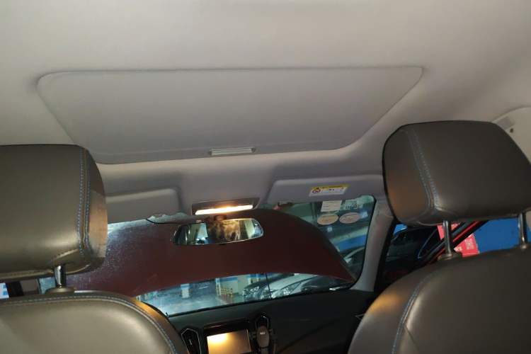 Used Chery Arrizo 7e 2016 1.6L e-Enjoy Version Headliner