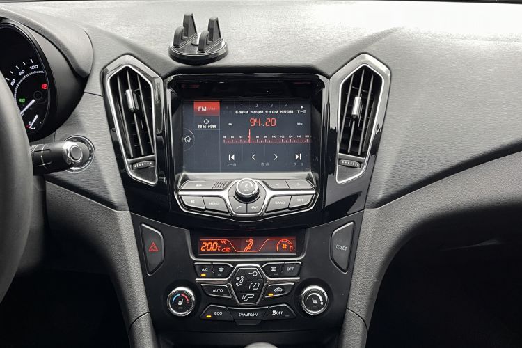 Used Chery Arrizo 7e 2016 1.6L e-Enjoy Version Audio And AC Panel