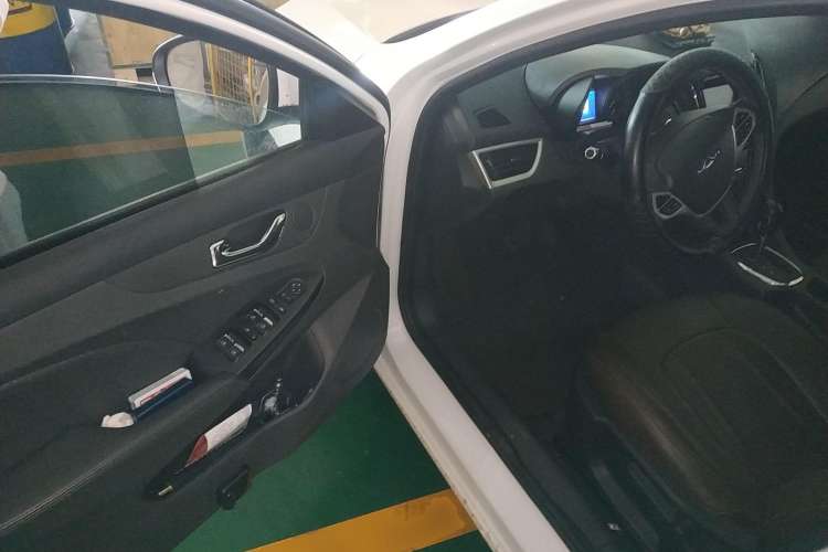 Used Chery Arrizo 7e 2016 1.6L e-Chic Edition Driver Seat