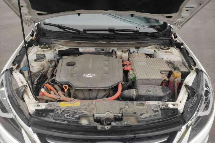 Used Chery Arrizo 7e 2016 1.6L e-Chic Edition Engine Bay