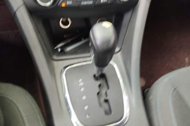 Used Chery Arrizo 7e 2016 1.6L e-Chic Edition Gear Lever