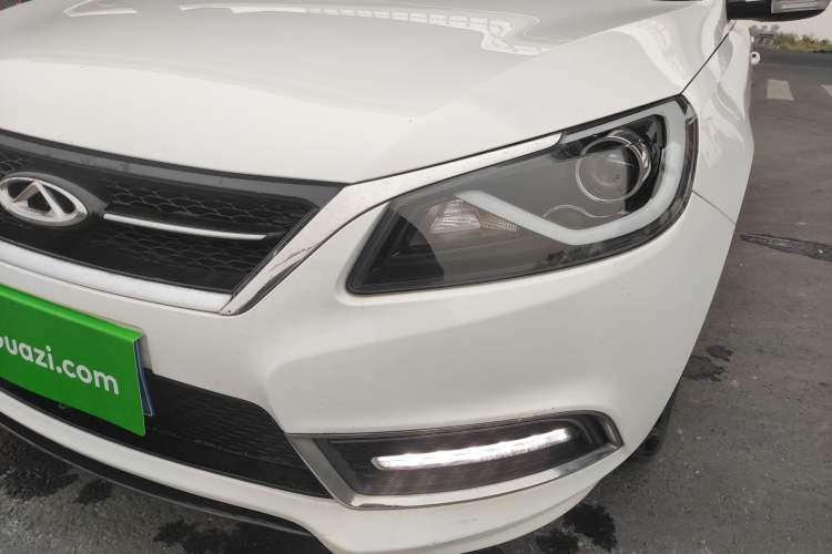 Used Chery Arrizo 7e 2016 1.6L e-Chic Edition Left Front Headlight