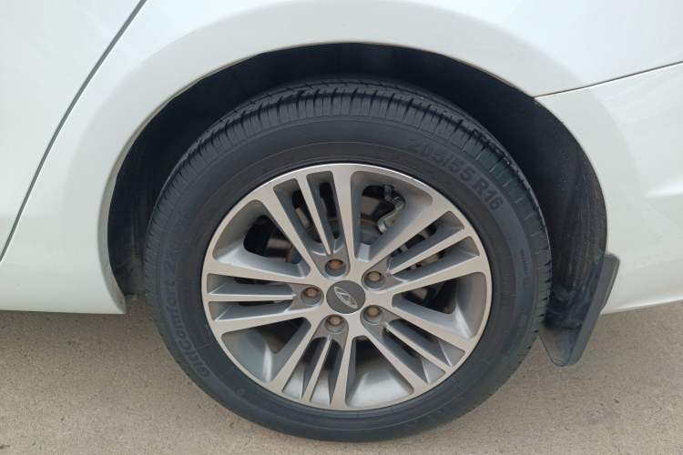 Used Chery Arrizo 7e 2016 1.6L e-Enjoy Version Left Rear Wheel Hub