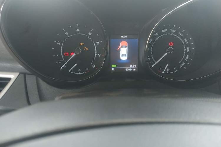 Used Chery Arrizo 7e 2016 1.6L e-Enjoy Version Odometer Close Up