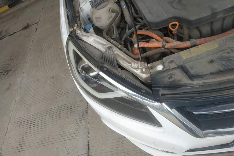 Used Chery Arrizo 7e 2016 1.6L e-Enjoy Version Right Front Headlight