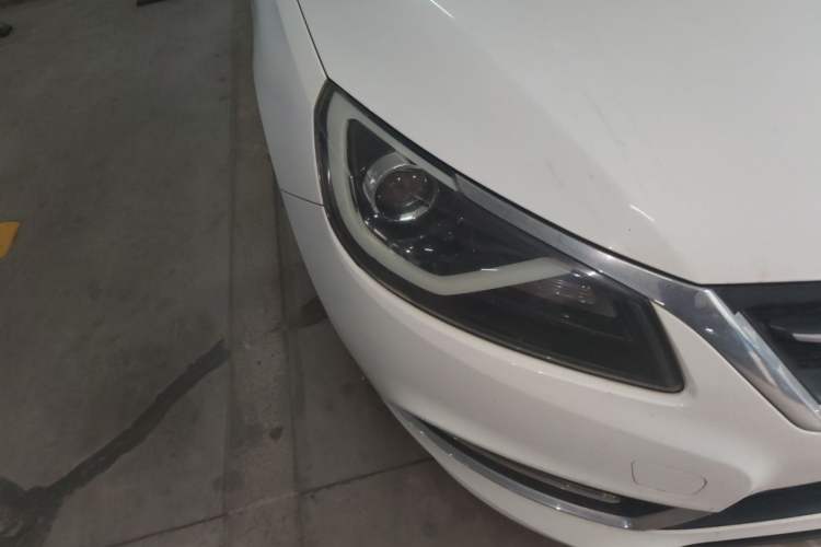 Used Chery Arrizo 7e 2016 1.6L e-Enjoy Version Right Front Headlight