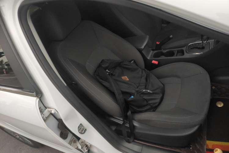 Used Chery Arrizo 7e 2016 1.6L e-Chic Edition Right Front Seat