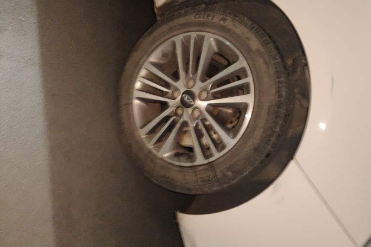 Used Chery Arrizo 7e 2016 1.6L e-Enjoy Version Right Front Wheel Hub