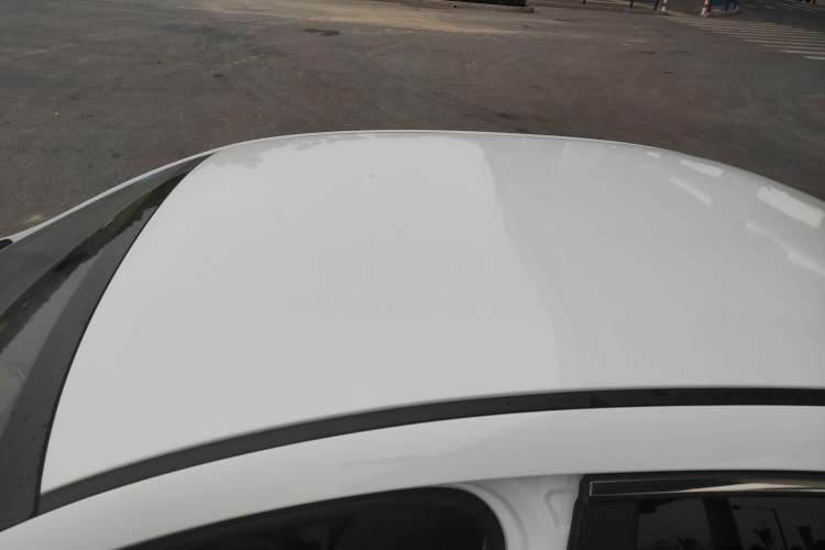 Used Chery Arrizo 7e 2016 1.6L e-Chic Edition Roof