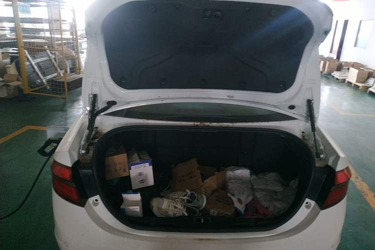 Used Chery Arrizo 7e 2016 1.6L e-Chic Edition Trunk
