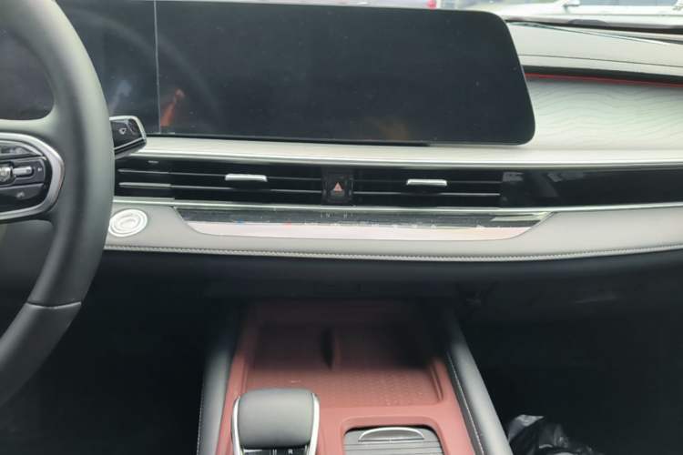 Used Chery Arrizo 8 2022 1.6T DCT Elite Audio And AC Panel