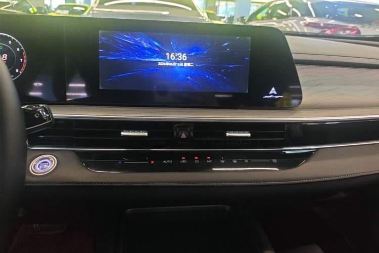 Used Chery Arrizo 8 2022 1.6T DCT Elite Audio And AC Panel