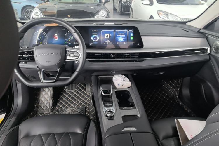 Used Chery Arrizo 8 2022 1.6T DCT Ya Center Console