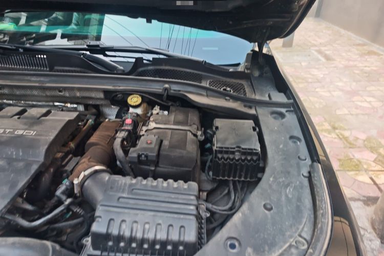 Used Chery Arrizo 8 2022 1.6T DCT Zhen Engine Bay Left