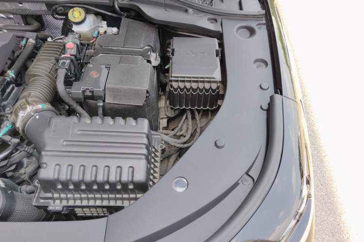 Used Chery Arrizo 8 2022 1.6T DCT Ya Engine Bay Left