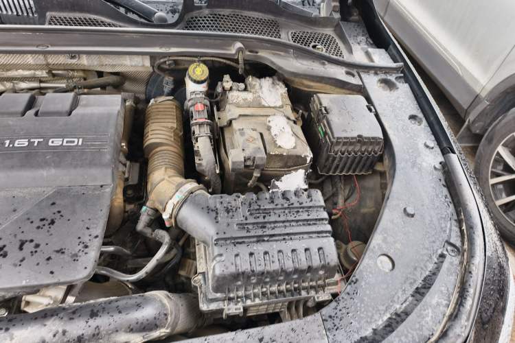 Used Chery Arrizo 8 2022 1.6T DCT Elite Engine Bay Left