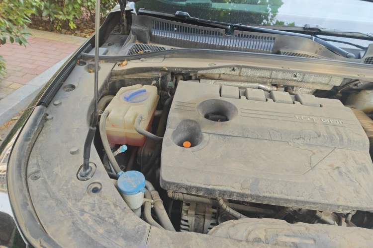 Used Chery Arrizo 8 2022 1.6T DCT Standard Engine Bay Right