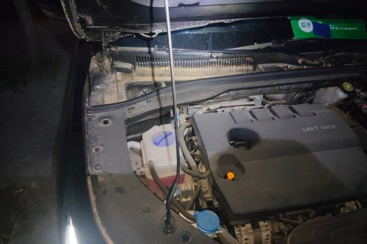Used Chery Arrizo 8 2022 1.6T DCT Zhen Engine Bay Right