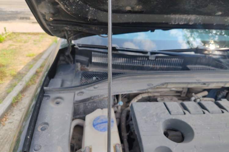 Used Chery Arrizo 8 2022 1.6T DCT Elite Engine Bay Right