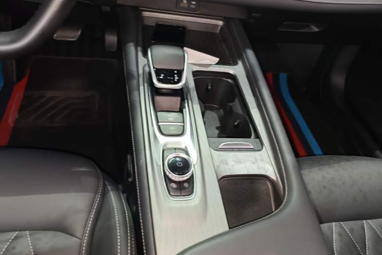 Used Chery Arrizo 8 2022 1.6T DCT Elite Gear Lever