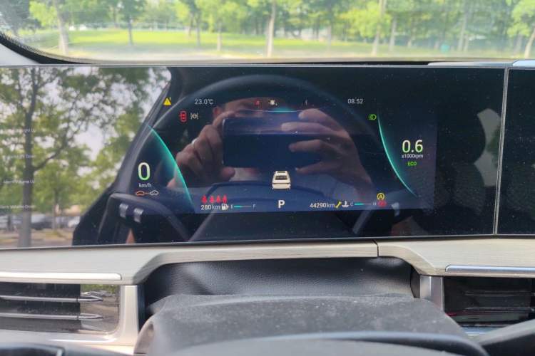 Used Chery Arrizo 8 2022 1.6T DCT Elite Instrument Cluster