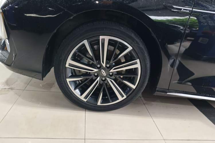 Used Chery Arrizo 8 2022 1.6T DCT Elite Left Front Wheel Hub