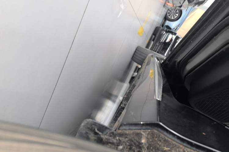 Used Chery Arrizo 8 2022 1.6T DCT Ya Left Side Sill