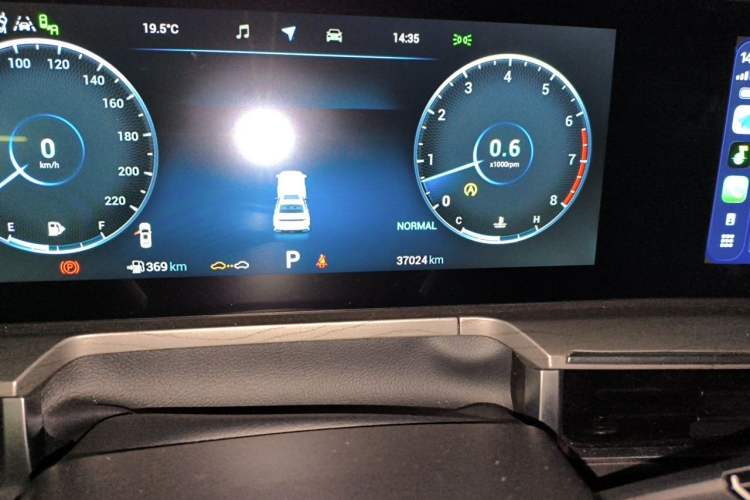 Used Chery Arrizo 8 2022 1.6T DCT Zhen Odometer Close Up