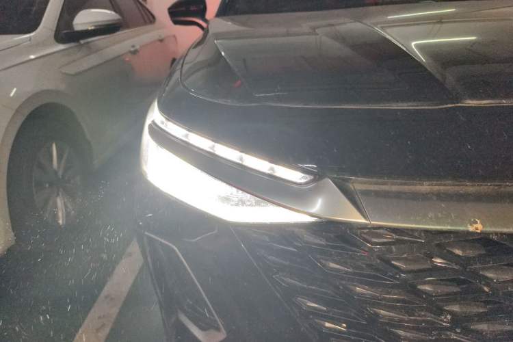 Used Chery Arrizo 8 2022 1.6T DCT Ya Right Front Headlight