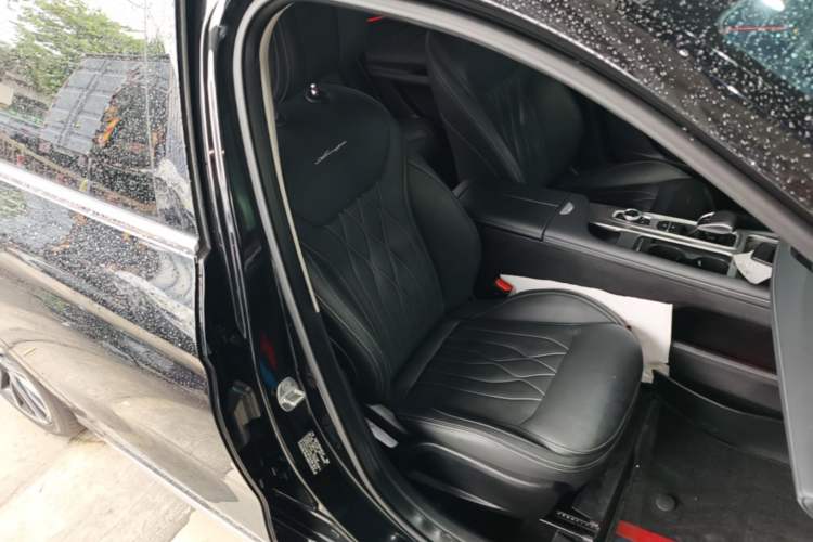 Used Chery Arrizo 8 2022 1.6T DCT Elite Right Front Seat