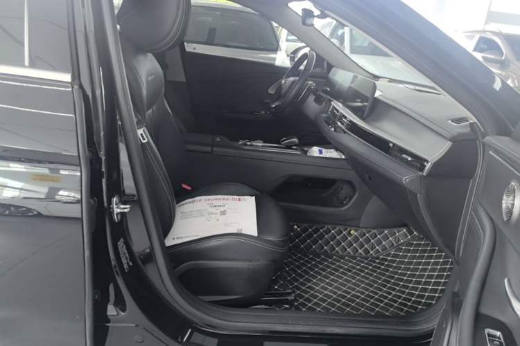 Used Chery Arrizo 8 2022 1.6T DCT Ya Right Front Seat