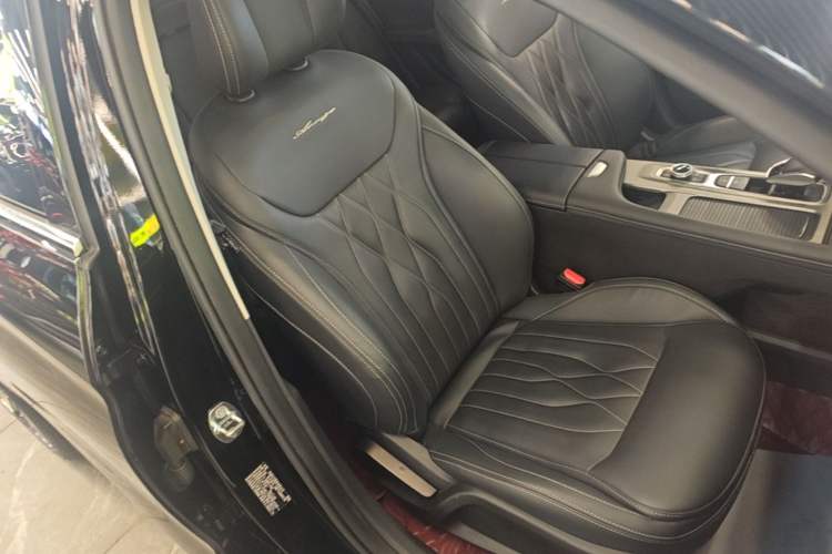 Used Chery Arrizo 8 2022 1.6T DCT Elite Right Front Seat