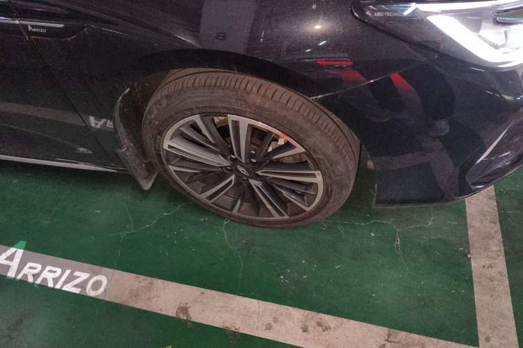 Used Chery Arrizo 8 2022 1.6T DCT Ya Right Front Wheel Hub