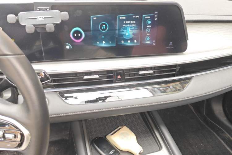 Used Chery Arrizo 8 2022 1.6T DCT Standard Audio And AC Panel