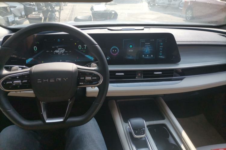 Used Chery Arrizo 8 2022 1.6T DCT Zhen Center Console