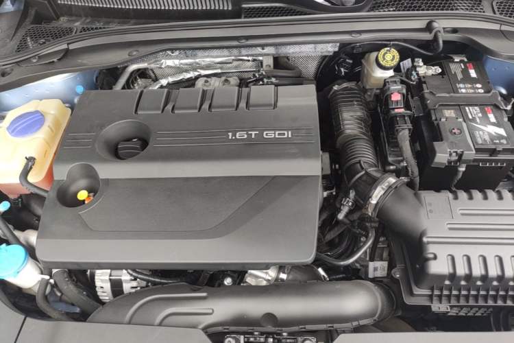 Used Chery Arrizo 8 2022 1.6T DCT Zhen Engine Bay