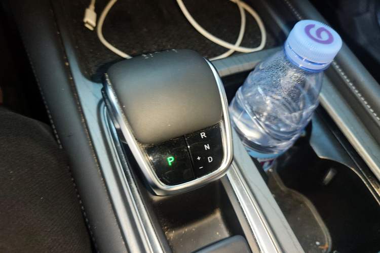 Used Chery Arrizo 8 2022 1.6T DCT Ya Gear Lever