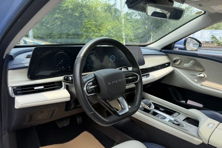 Used Chery Arrizo 8 2022 1.6T DCT Zhen Interior 3