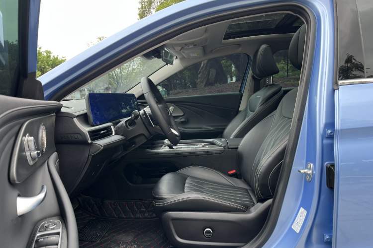 Used Chery Arrizo 8 2022 1.6T DCT Zhen Interior 5