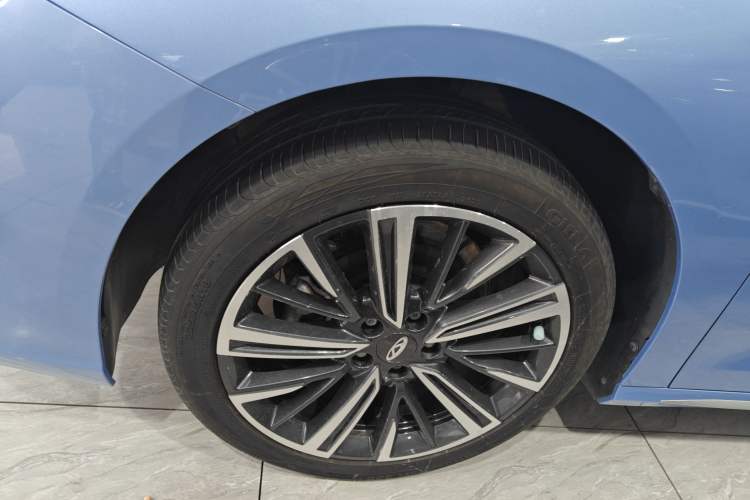 Used Chery Arrizo 8 2022 1.6T DCT Standard Left Front Wheel Hub