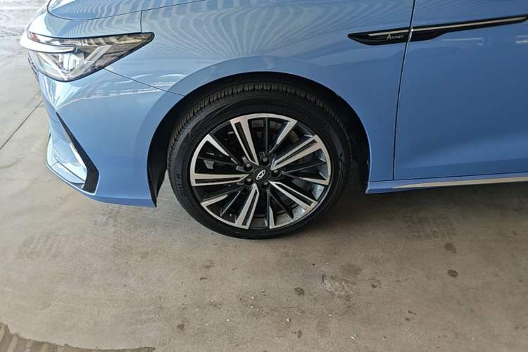 Used Chery Arrizo 8 2022 1.6T DCT Standard Left Front Wheel Hub