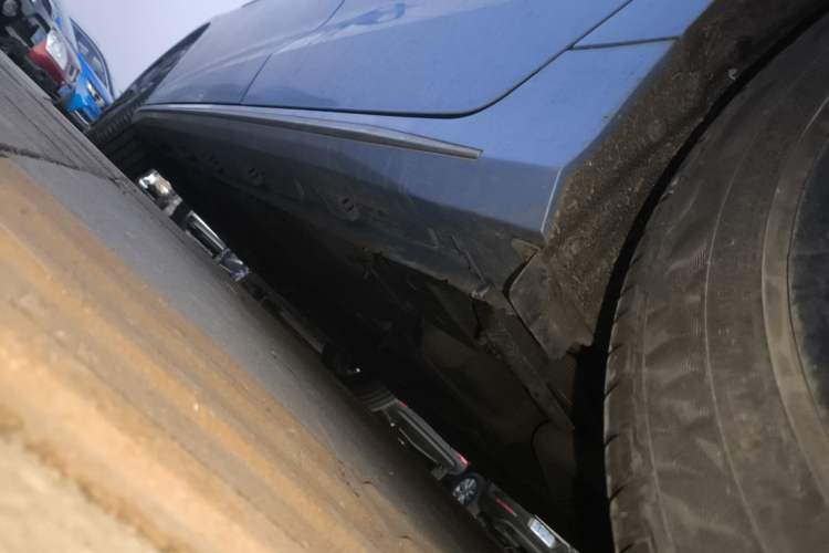 Used Chery Arrizo 8 2022 1.6T DCT Zhen Left Side Sill