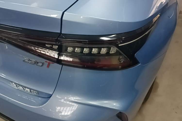 Used Chery Arrizo 8 2022 1.6T DCT Zhen Right Rear Taillight
