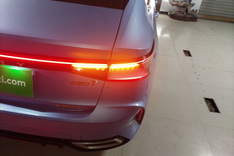 Used Chery Arrizo 8 2022 1.6T DCT Zhen Right Rear Taillight