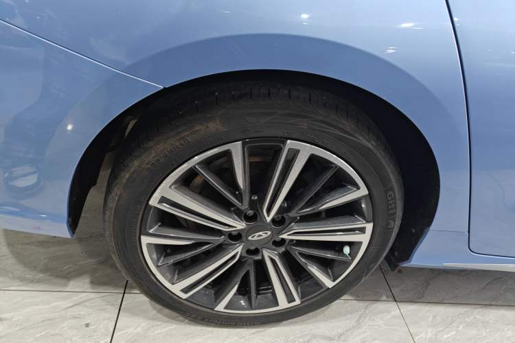 Used Chery Arrizo 8 2022 1.6T DCT Standard Right Rear Wheel Hub
